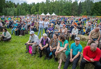 Более 20 тысяч человек стали гостями Пушкинского фестиваля в усадьбах Большие Вязёмы и Захарово