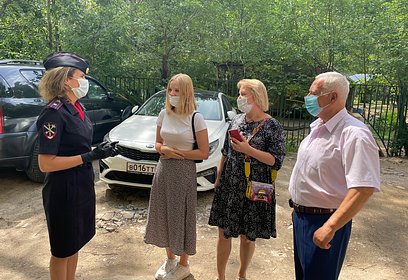 Полицейские и общественники рассказали жителям Одинцовского округа о здоровом образе жизни