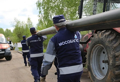 Распределительный газопровод в рамках программы «Социальная газификация» строится в Солманово