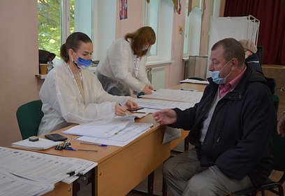 В Одинцово проголосовал член физкультурно-оздоровительного клуба для инвалидов Александр Горшков