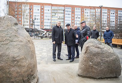 В Одинцово завершается благоустройство сквера у Мемориала труженикам тыла и ликвидаторам ЧАЭС