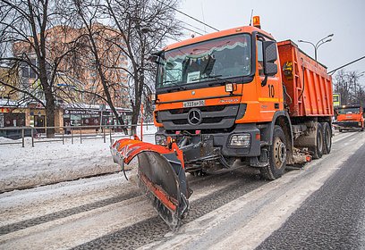 В Звенигороде 23 декабря запланирован вывоз снега с улиц Депутатской и Фрунзе