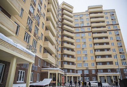 Десяти дольщикам жилого комплекса «Созвездие» в Звенигороде вручили ключи от квартир