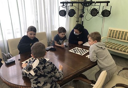 Партийцы поприветствовали участников открытого турнира по шашкам в Назарьево
