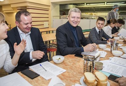 Андрей Иванов поручил доработать меню в школах Одинцовского городского округа