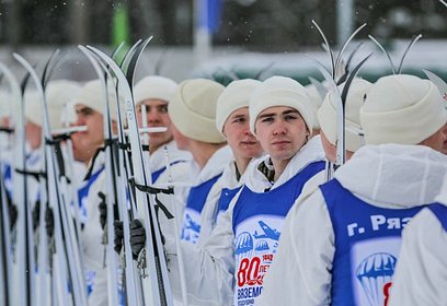 Парк культуры и отдыха Вооруженных Сил Российской Федерации Патриот стал финишной точкой лыжного десанта
