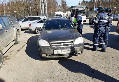 В Одинцовском округе проконтролировали легковые автомобили такси