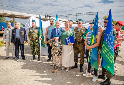 В День ВДВ 2 августа в Кубинке открыли памятник боевой машине десанта — БМД-1