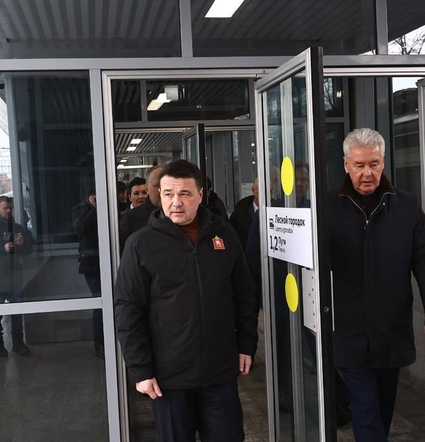 Андрей Воробьев и Сергей Собянин открыли станцию Лесной городок будущего МЦД4 в Одинцово