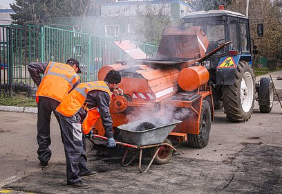 В Одинцовском округе отремонтируют более 3 тысяч ям на дворовых территориях