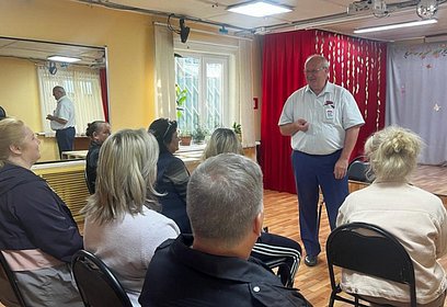 Александр Гусев рассказал сотрудникам Баковского клуба о планах Одинцовского округа и Подмосковья в сфере благоустройства