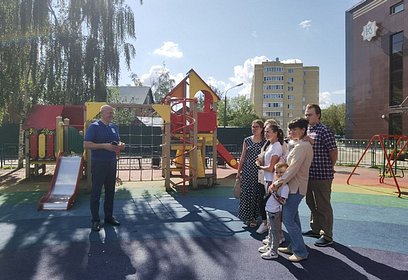 Встречу по вопросам благоустройства провел депутат Олег Цуцков в селе Успенское