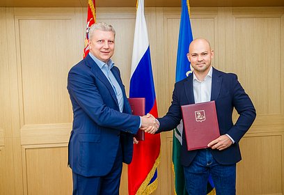 Андрей Иванов подписал соглашение с АО «ОХК «Уралхим» о развитии спорта в Одинцовском округе
