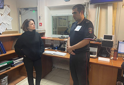 В Одинцовском округе член Общественного совета проверила работу Дежурной части территориального подразделения полиции