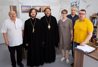 Архиепископ Одинцовский и Красногорский Фома провел встречу с ректором ИСИ Ириной Сухолет