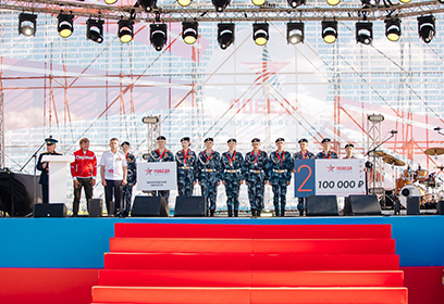 Победителей Всероссийской военно-спортивной игры наградили в Кубинке