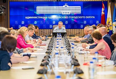 Глава Одинцовского округа провел встречу с жителями поселка ВНИИССОК