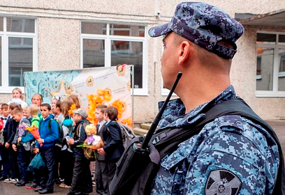 В День знаний росгвардейцы обеспечили правопорядок в Одинцовском городском округе