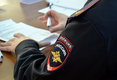 Сотрудники уголовного розыска в Голицыно задержали подозреваемую в краже денежных средств с банковской карты