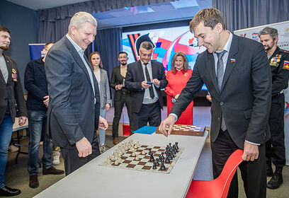 Сергей Карякин и Алла Полякова открыли клуб «Шахматы для СВОих» в Одинцово