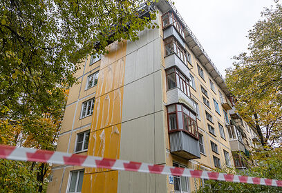 Глава Одинцовского городского округа Андрей Иванов проверил ход капремонта дома № 14 в городке Кубинка-10