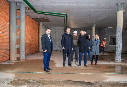 Глава Одинцовского городского округа проинспектировал ход ремонта Академии Дзюдо в Звенигороде