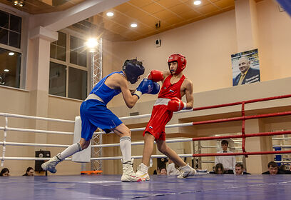 Турнир по боксу памяти выдающихся тренеров и спортсменов стартовал в Одинцово