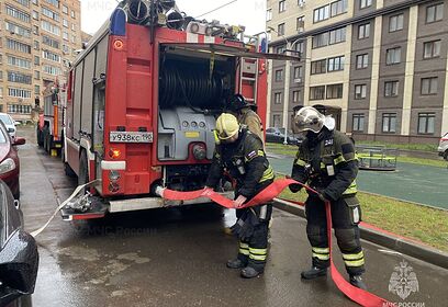 Одинцовские пожарные отработали подачу воды на высотные объекты