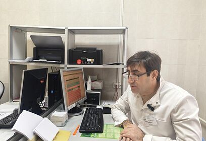 Новый врач- хирург-флеболог Санани Джаббаров начал работу в Голицынской поликлинике