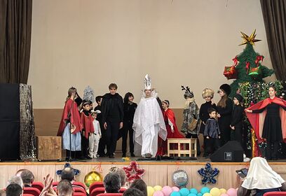 Спектакль «Снежная королева» театра «Серебряные крылья» прошел в Добром доме «Одинцовский»