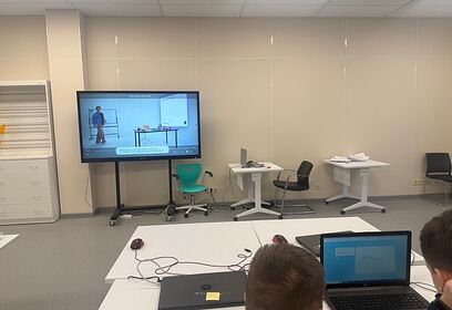 Эволюцию нейросетей и цифровую безопасность обсудили на «Уроке цифры» в Одинцовской гимназии № 14