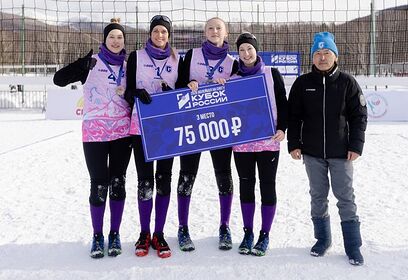Звенигородские спортсменки стали бронзовыми призерами этапа Кубка России по волейболу на снегу