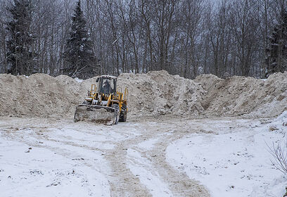 В Одинцовском округе собранный снег вывозится на три снегобазы
