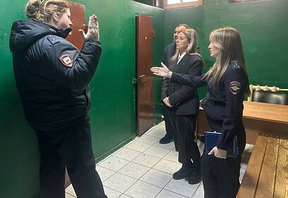 Председатель Общественного совета при УМВД России по Одинцовскому округу посетил изолятор временного содержания