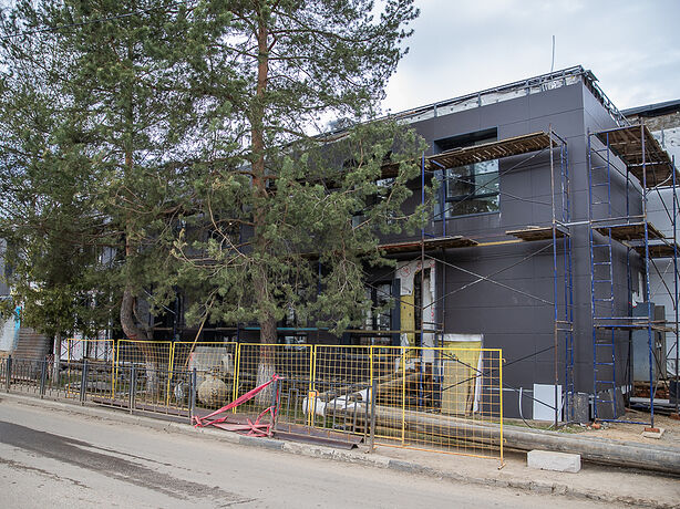 Капитальный ремонт спортивной школы «Старый Городок» выполнен на 60%