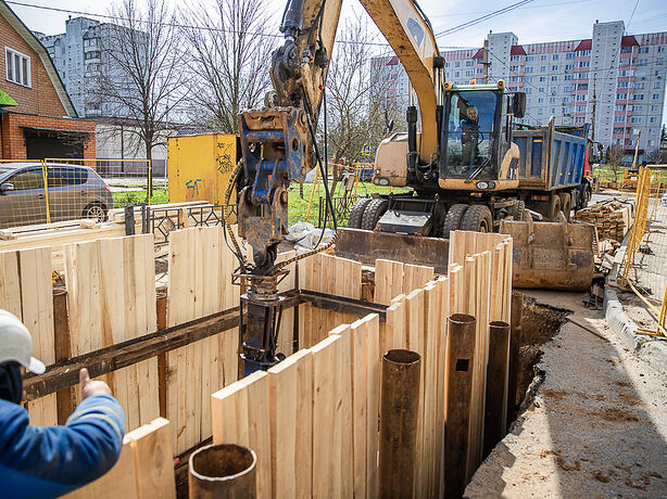 Реконструкция сетей водоотведения в Больших Вяземах завершится в мае 2026 года