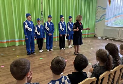 В Одинцово автоинспекторы и ЮИДовцы обучили дошкольников дорожной грамоте