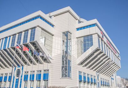 Волейбольный клуб «Заречье-Одинцово» одержал первую домашнюю победу в сезоне, обыграв «Омичку»