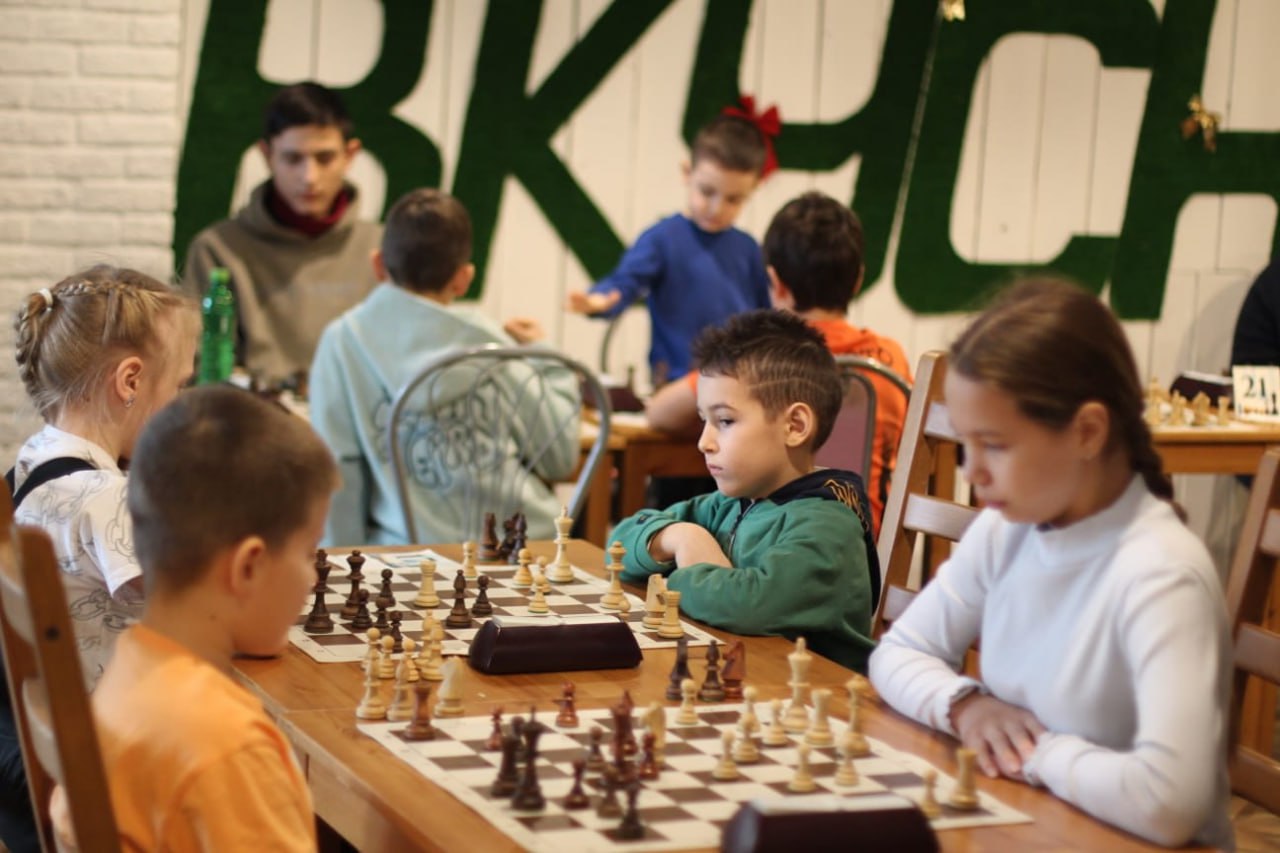 В Одинцово завершились праздничные турниры по быстрым шахматам