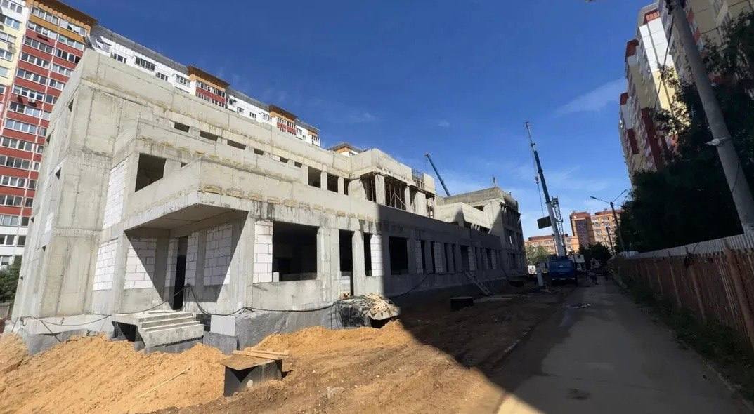 В посёлке ВНИИССОК продолжается строительство нового детского сада на 220 мест