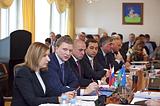 19 февраля на очередном заседании Совета депутатов Одинцовского района руководитель Андрей Иванов рассказал депутатам о ситуации, сложившейся в Одинцовском гуманитарном университете