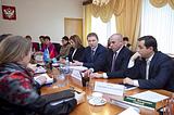19 февраля на очередном заседании Совета депутатов Одинцовского района руководитель Андрей Иванов рассказал депутатам о ситуации, сложившейся в Одинцовском гуманитарном университете