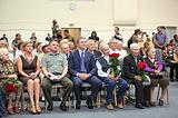 Фото: Ветеранов Великой отечественной войны наградили медалями за освобождение республики Беларусь