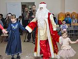 Фото: Районная Общественная палата поздравила воспитанников голицынского социального центра с Новым годом