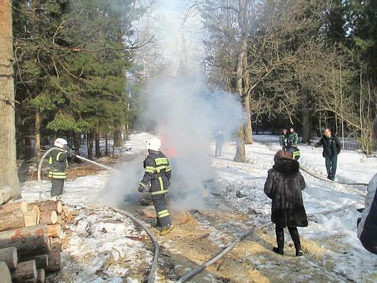 Проверка готовности к летнему пожароопасному периоду прошла в Захаровском