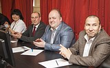 Фото: Семьи врачей Одинцовского района получили ключи от служебных квартир