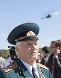 Фото: Одинцовские ветераны прокатились на вертолетах