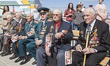 Фото: Одинцовские ветераны прокатились на вертолетах