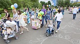 Фото: «Парад колясок» впервые прошёл в Одинцово