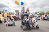 Фото: «Парад колясок» впервые прошёл в Одинцово
